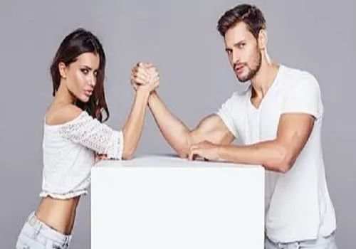 长沙市私家侦探：在国外的一方，是否可以不回国就委托律师办理离婚